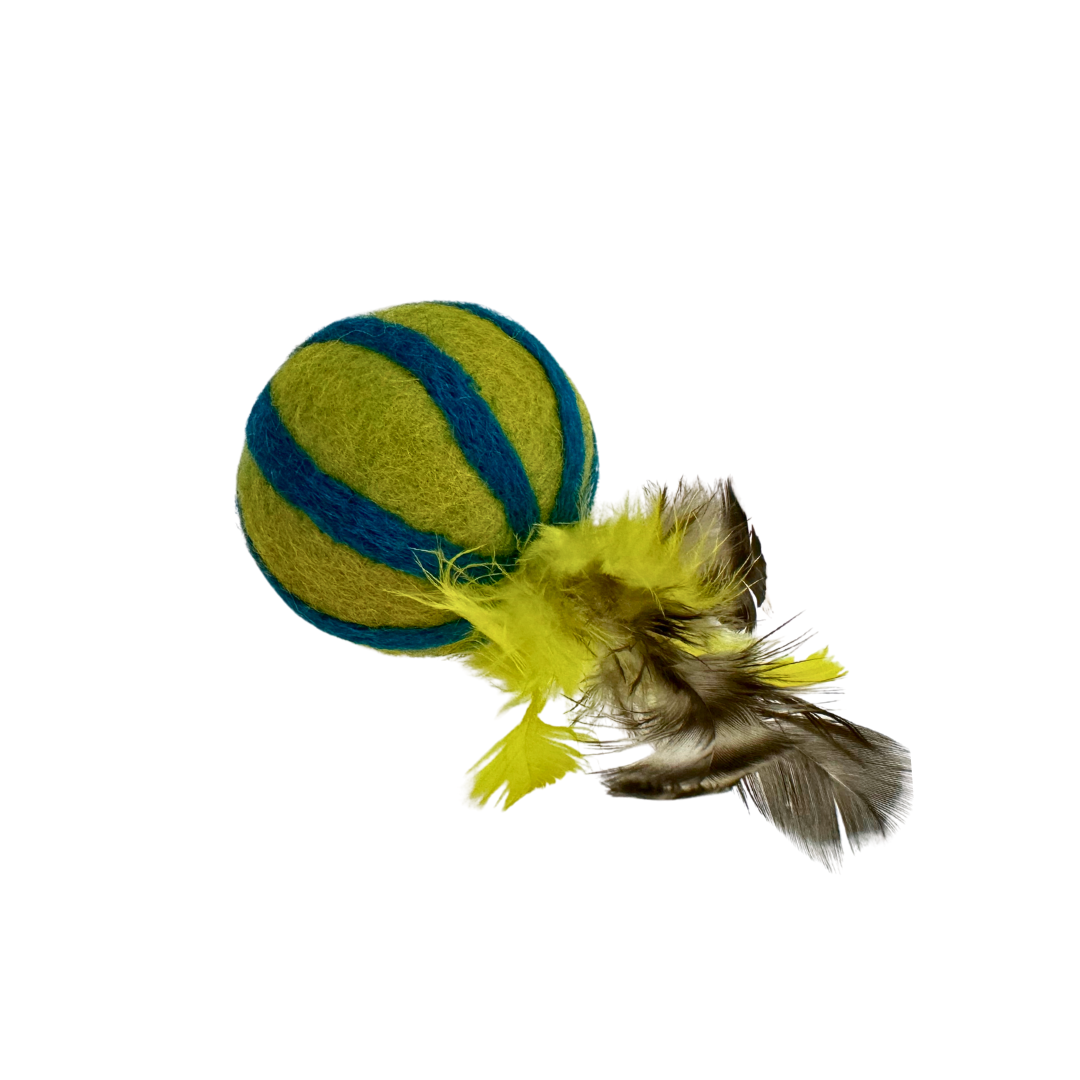 Hari Bhari Pankh Ball Cat Toy